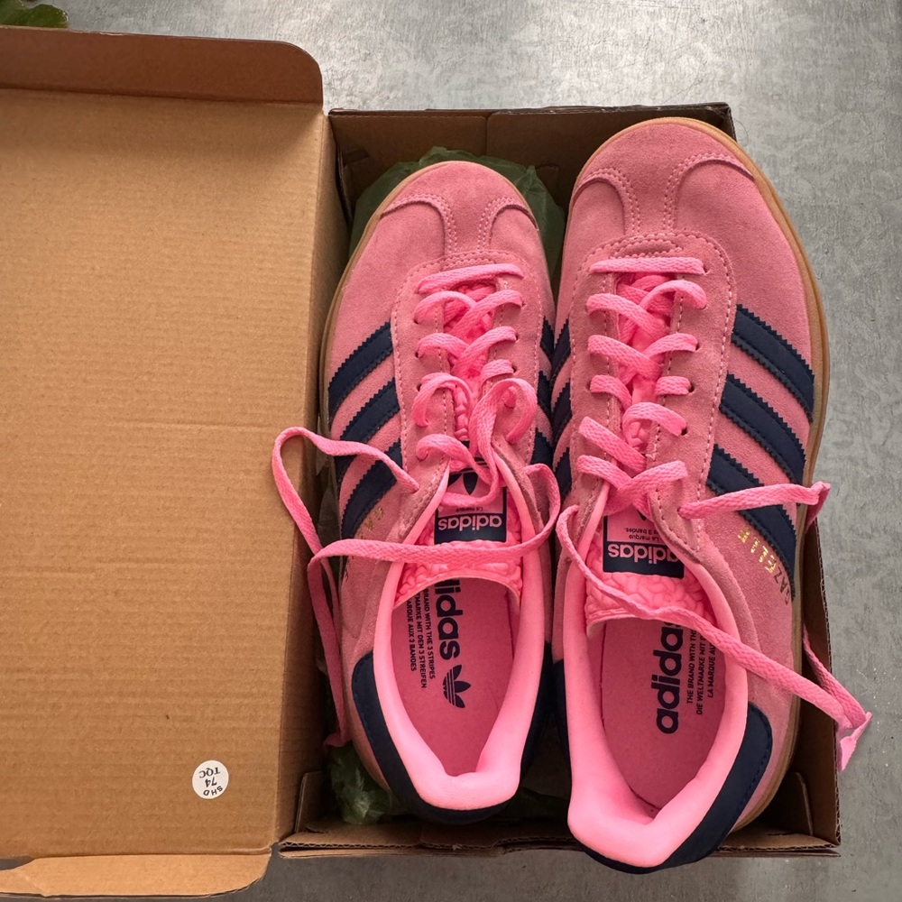 Brand new adidas gazelle bold